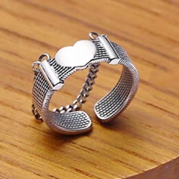 The Unchain My Heart Ring in antiqued Tibetan Silver 925 - Picture 6 of 12